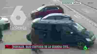 落地带走！原西足协主席卢比亚莱斯飞抵马德里后，在机场被逮捕